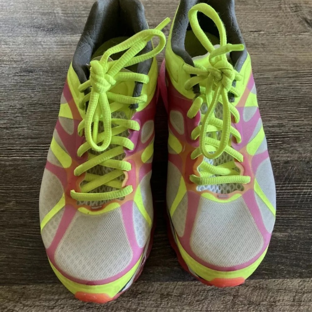 Nike Air Max - size 5 women’s